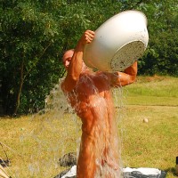 Giuseppe Pardi undressing and showing his butt in shower - Picture 20