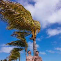 Beach boys Derek Spears and Jace Star - Picture 22