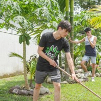 Justin Host and Kamada Joe - Picture 1