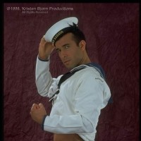 Arturo Ramirez gets naughty - Picture 1