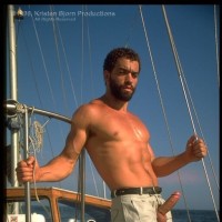 Erico Ventania works his shaft - Picture 2