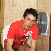 Public tolet - Picture 3