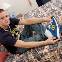 Tomy Shows off his socks and feet - Picture 2