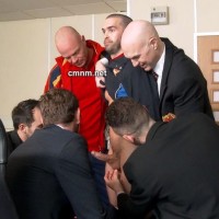 The Auction - Picture 1