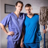 Emergency Dick - Uncut - Picture 3
