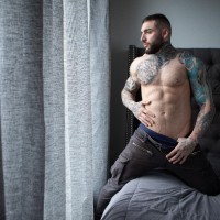 Ihan and Tony's Hot Bedroom Romp - Picture 4