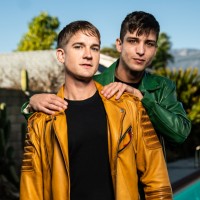 Brandon + Elliot - Picture 6