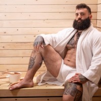 Sauna Submission - Picture 1