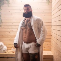 Sauna Submission - Picture 3