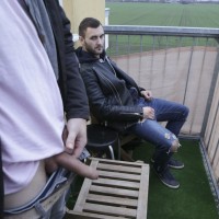 On the balcony - Picture 1