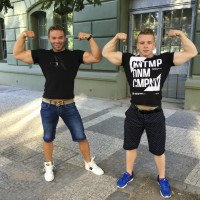 Muscle guy for older - Picture 4