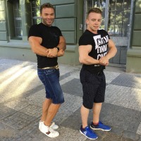 Muscle guy for older - Picture 5