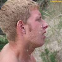 Kinky watersports twinks - Picture 14