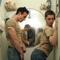 Kaleb Scott and Nathan pissing - Picture 2