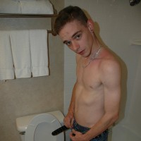 Skug - Picture 1