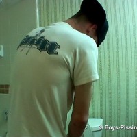 Ian Madrox and  Skug Piss Fuck - Picture 1