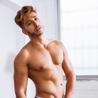 Flex Extreme fucks Aquiles Paris - Picture 2