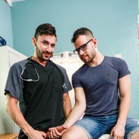 My sexy patient - Picture 3