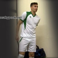 Hot player putting on his soccer kit - Picture 11