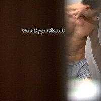 City worker stripping off - Picture 1