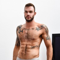 Cable Guy is a Porn Star - Picture 5