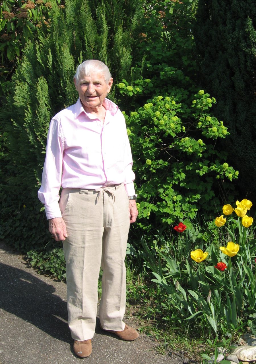 Rudolf Brazda standing in a garden, 2009